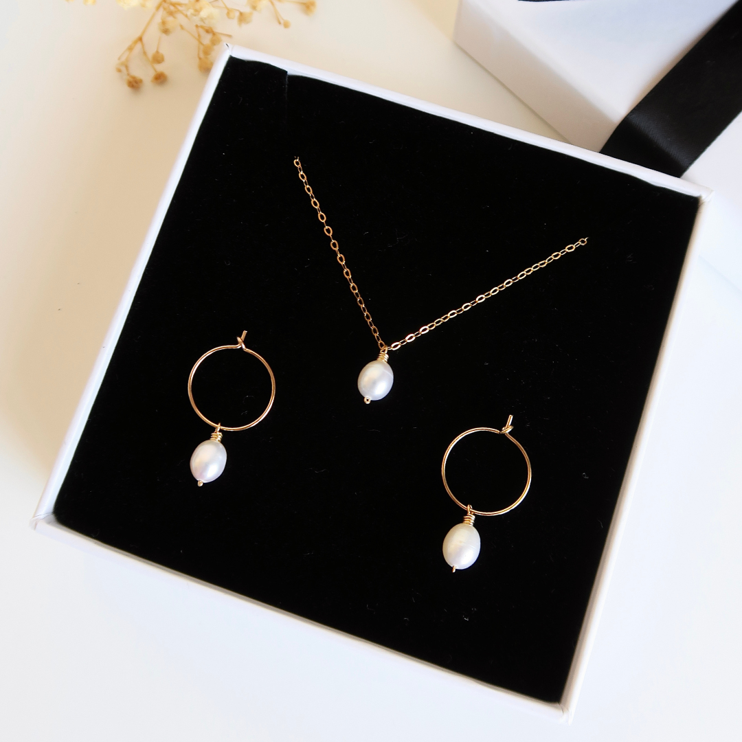 Freshwater pearl deals set