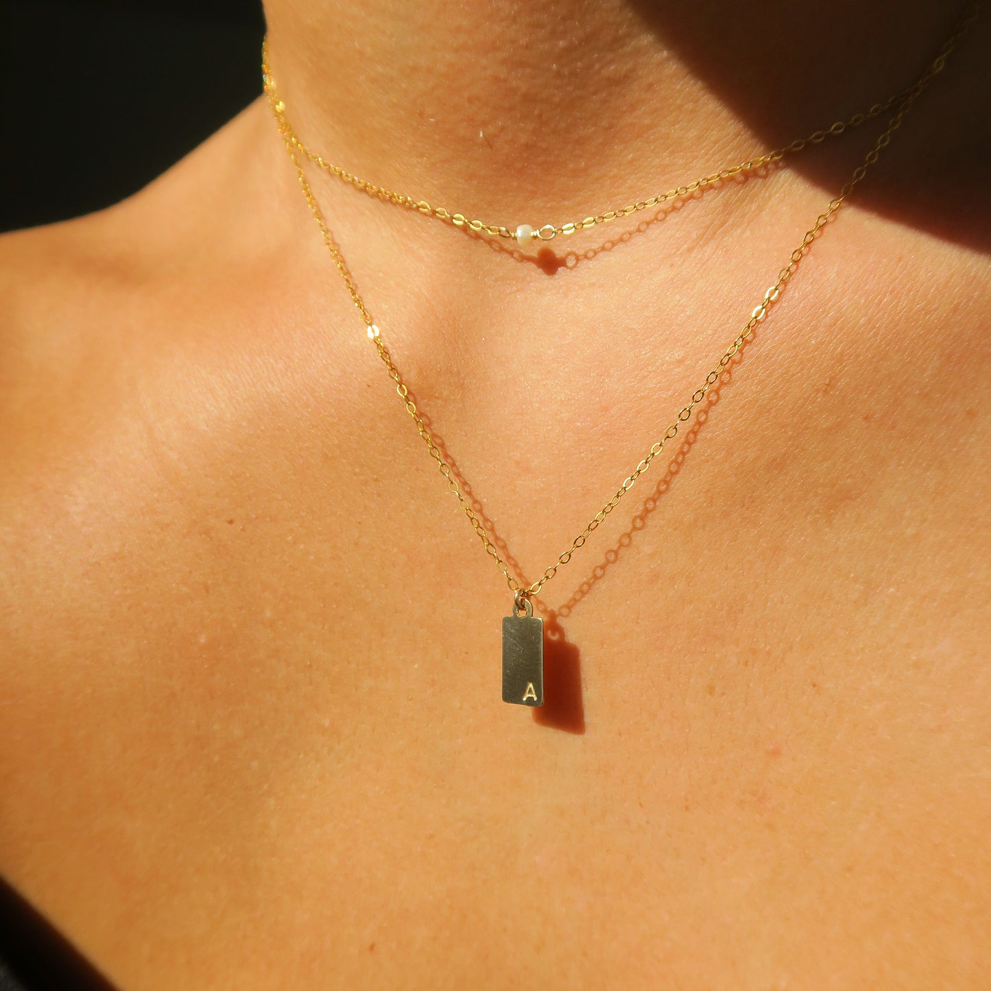 INITIAL TAG NECKLACE - Yellow Gold