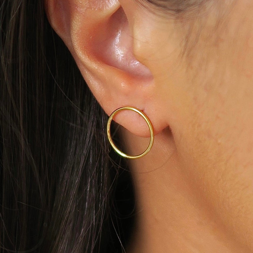 CIRCLE STUD EARRINGS - Yellow Gold & Silver