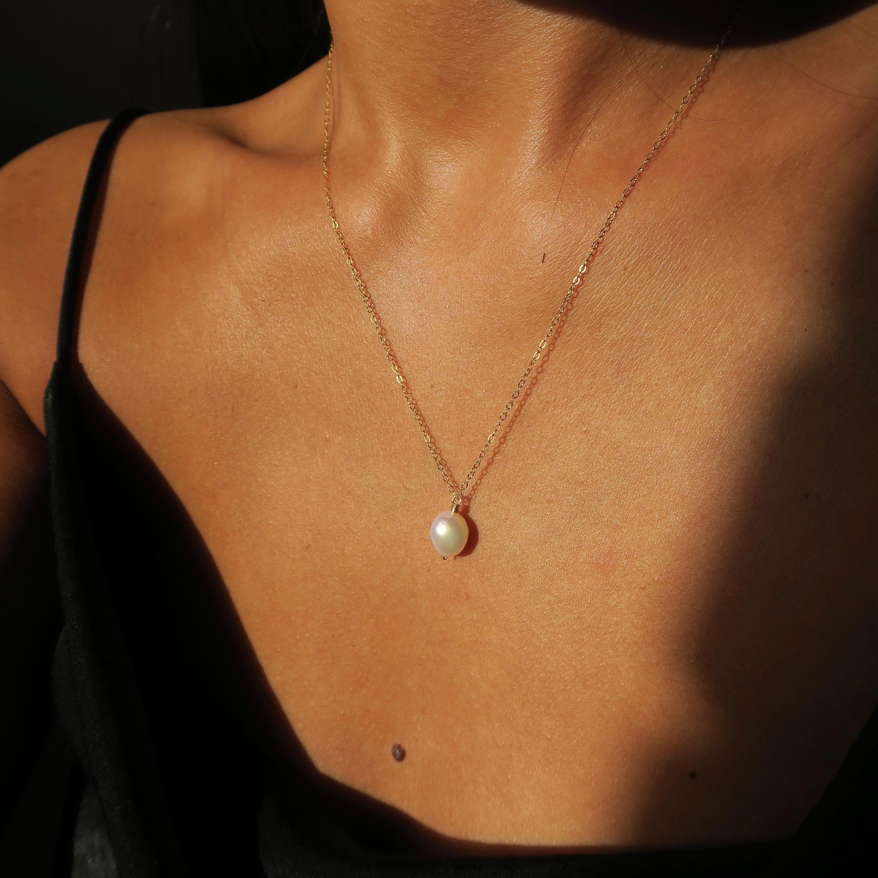 Pearl Solitaire Necklace – POPPY FINCH U.S.