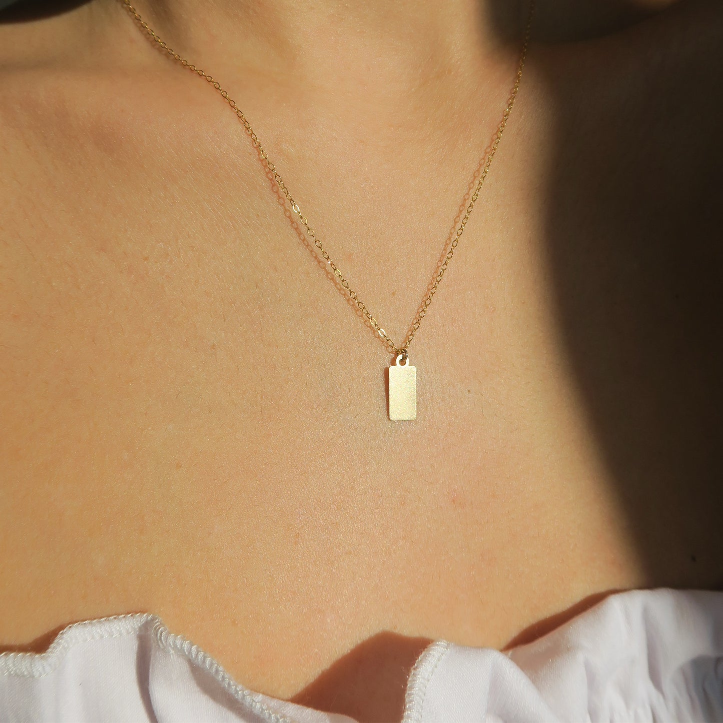 CLASSIC TAG NECKLACE - Yellow Gold