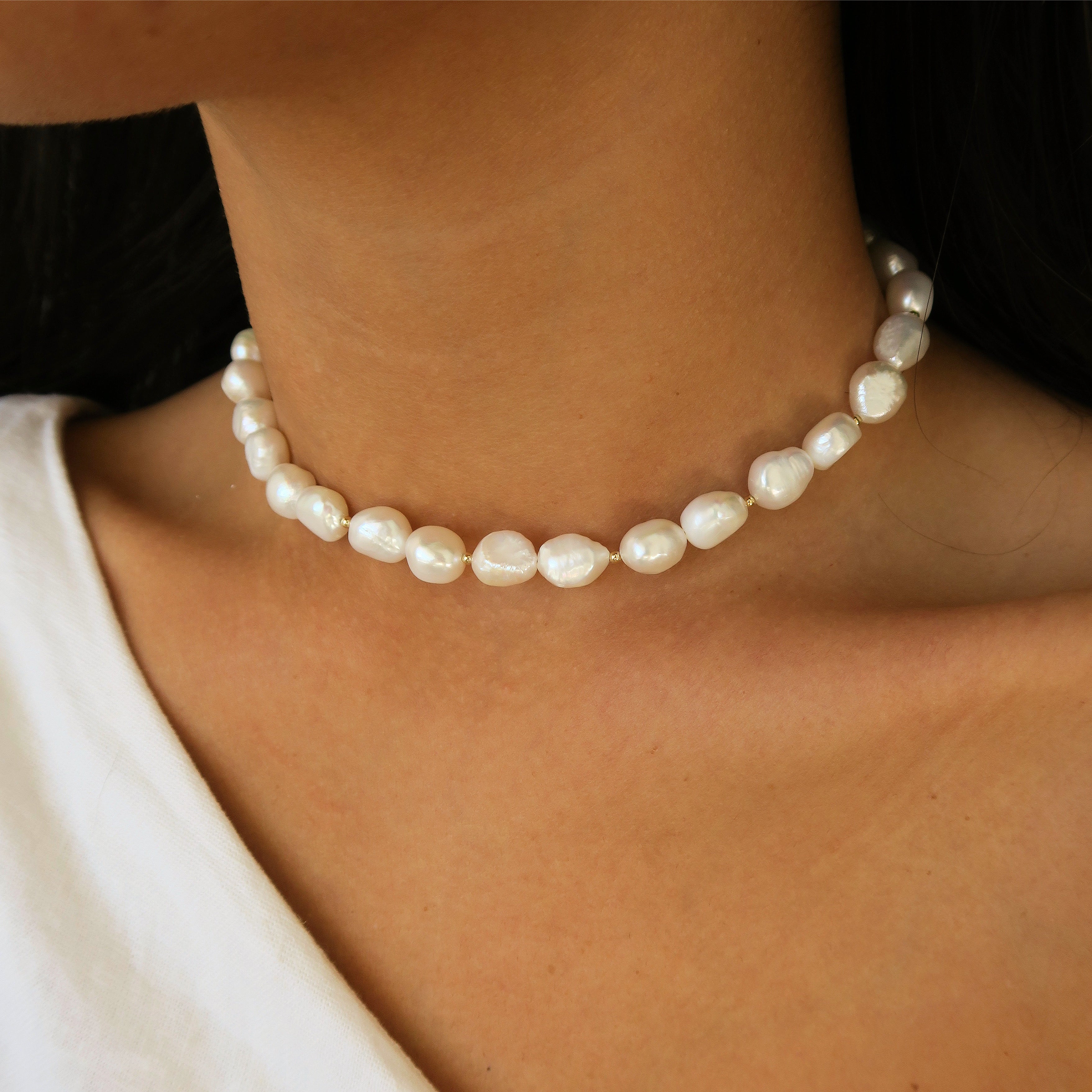 Freshwater Pearl Choker - White (Small) Pearl – Margerite & Motte