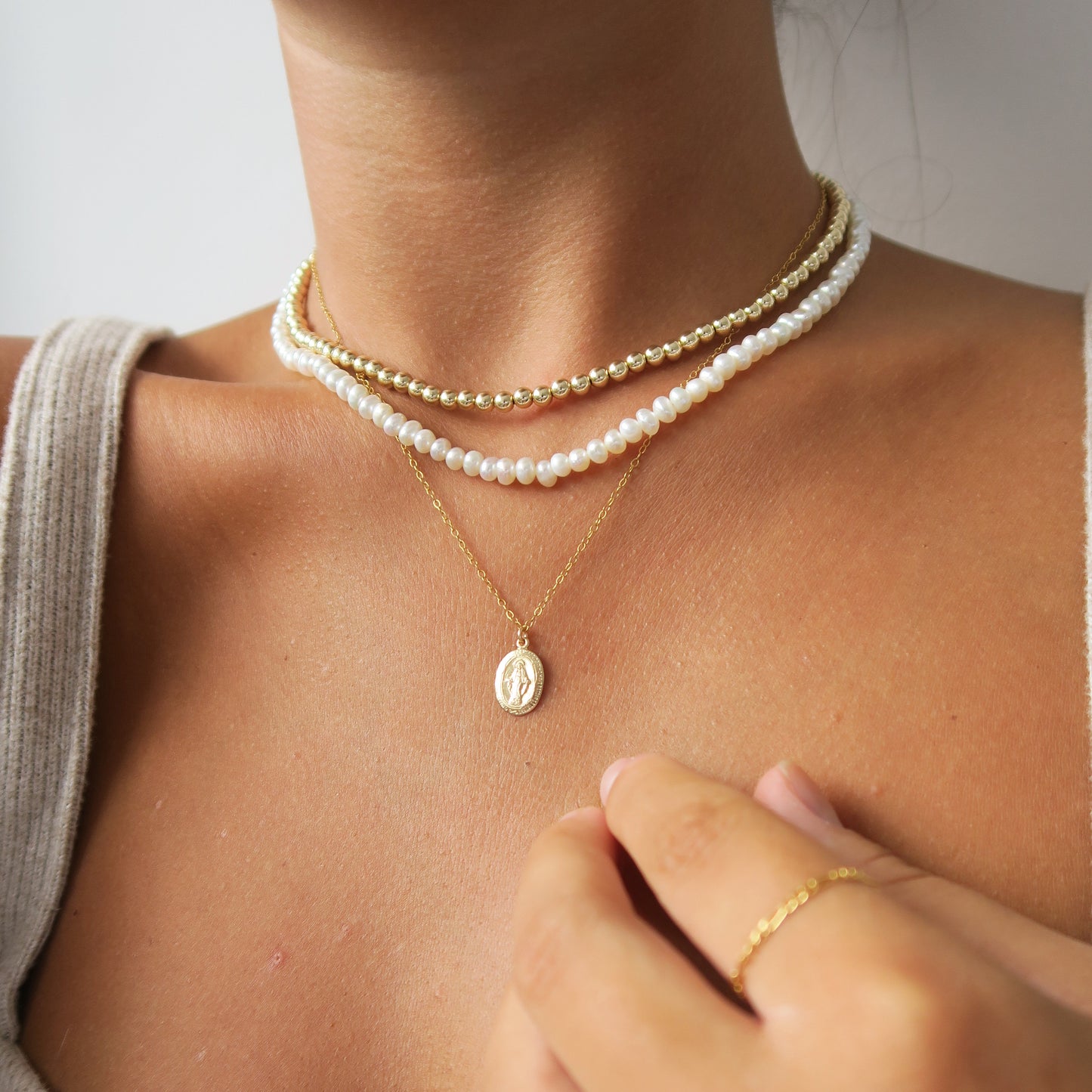 CHUNKY FRESHWATER PEARL CHOKER NECKLACE - Yellow Gold & Silver