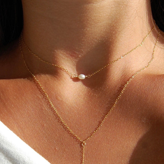 LITTLE FRESHWATER PEARL CHOKER NECKLACE - Yellow Gold & Silver